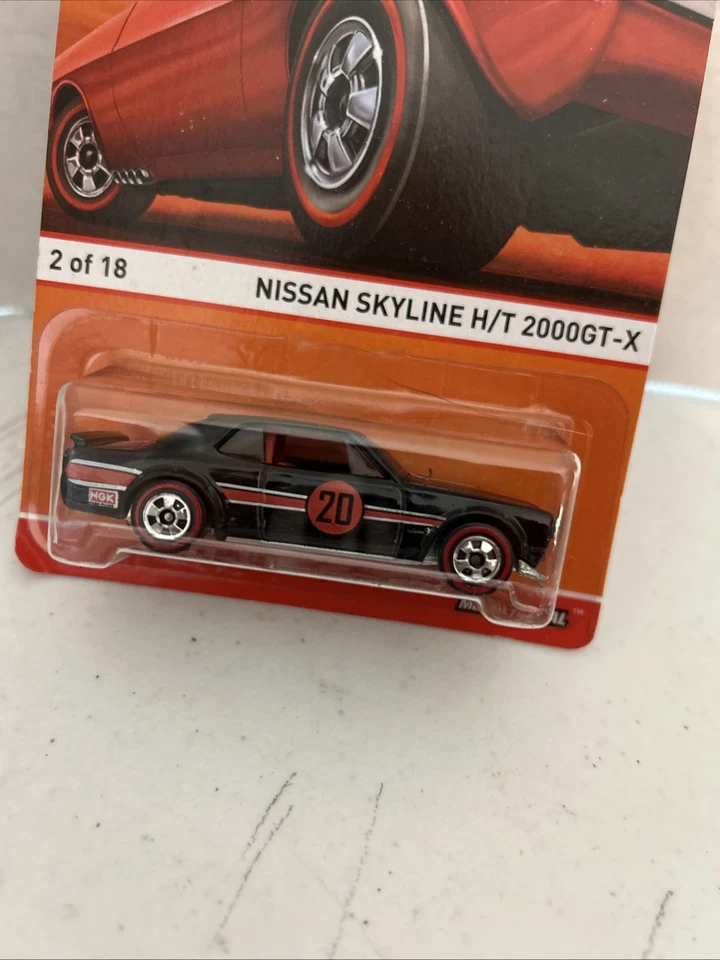Nissan Skyline H/T 2000GT-X Redline Heritage Black 2015 2 de 18 Hot Wheels Foto 2 de 3