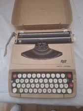ST Vintage Smith Corona SCM Corsair Typewriter With Case thumbnail