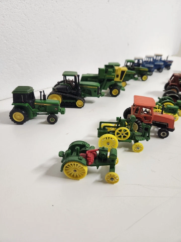 Lote de 20 tractores de juguete 1:64 Foto 2 de 4