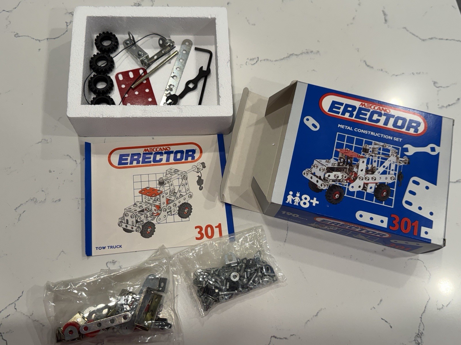 Vintage Meccano Erector Metal Construction Set #301 Tow Truc