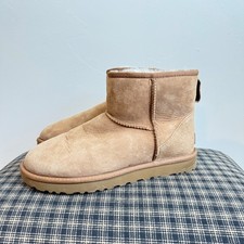 UGG Classic Mini II Suede Sheepskin Chestnut Ankle Boots Size 8 Tan 1016222