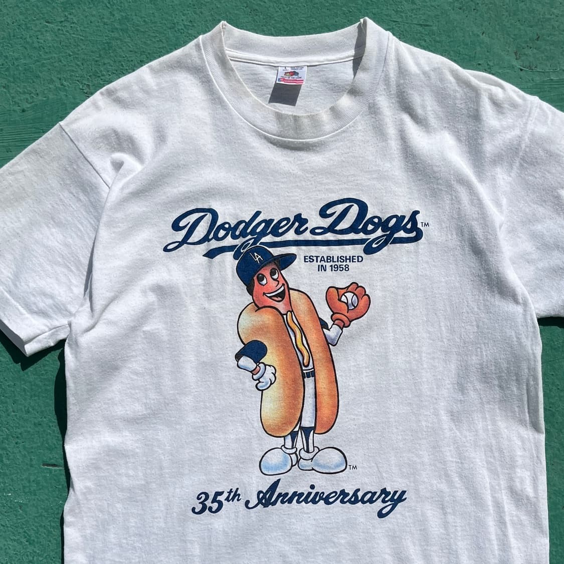 Los Angeles Dodgers Dodgers Dog 90s Retro T shirt White tee HN3934