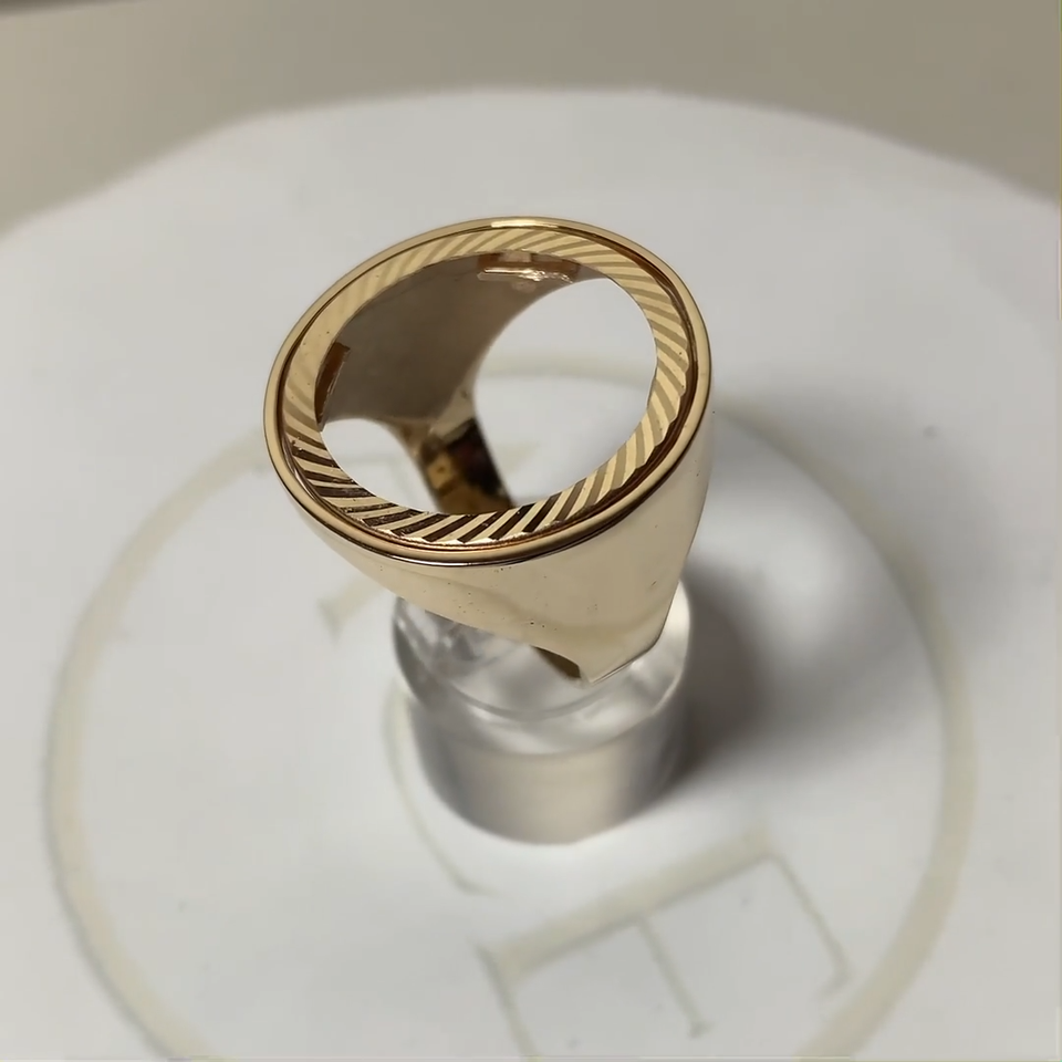 Delan Jewellers - Sovereign Rings, 9ct Gold - Delan Jewellery