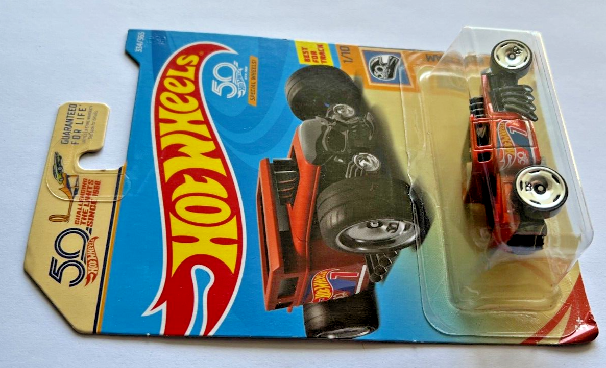 Hot Wheels Bone Shaker 50th 50周年限定 Amazon.com: Hot Wheels Bone Shaker 5/10 [Gold], Larry Wood