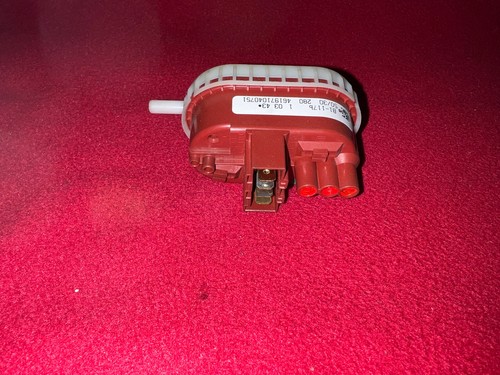 Druckwächter - Druckschalter für Waschmaschine Bauknecht WAK 7551 Originalteil