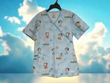 Betty Boop Womens Size XS Aqua Scrub Top Medical Pockets Betty Graphics