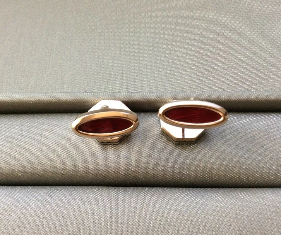 Gemelos vintage de oro rosa macizo de 14k diamantes esmaltados guilloche rojos Foto 2 de 4