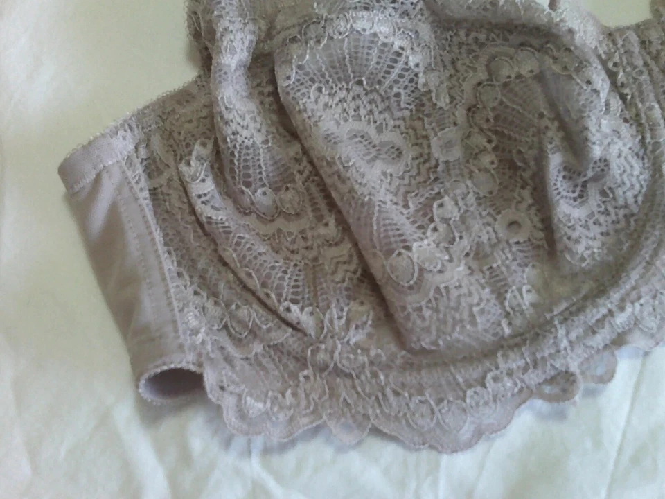 primark очень красивый бюстгальтер на косточках Великобритания 42DD евро 105E Франция 110E США 42D - Изображение 2 из 4