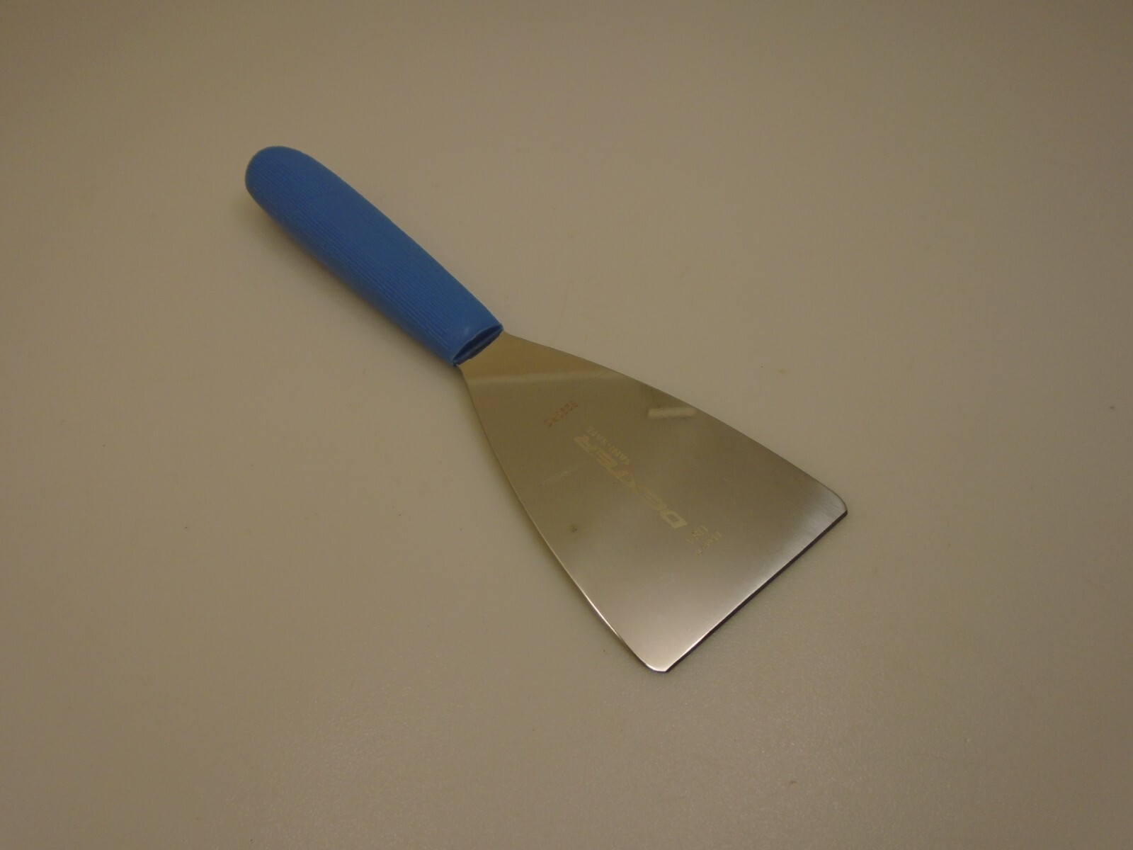 Dexter Russell USA Stiff Stainless Pot Pan Scraper 3" Angle Blade Lt Blue S290RC