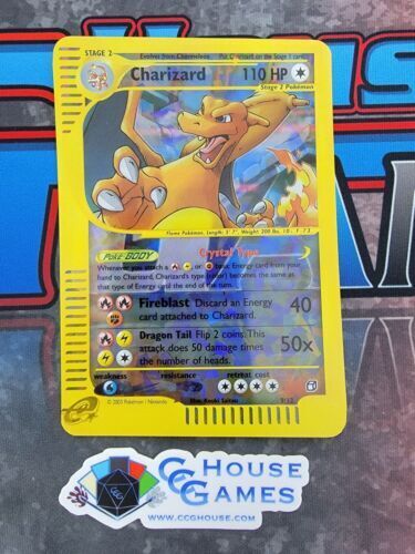 Carta Pokémon Charizard (02/25) Coleção Celebrações + Brinde em