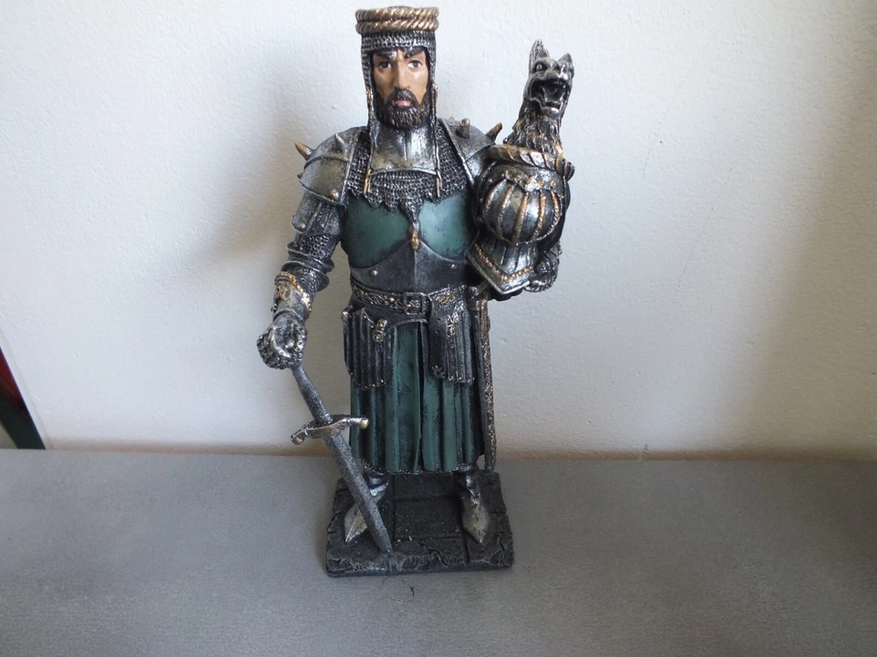65842 SOLDAT FIGURINE MEDIEVAL CROISE TEMPLIER CHEVALIER PERCEVAL 18 CM - Photo 1/1