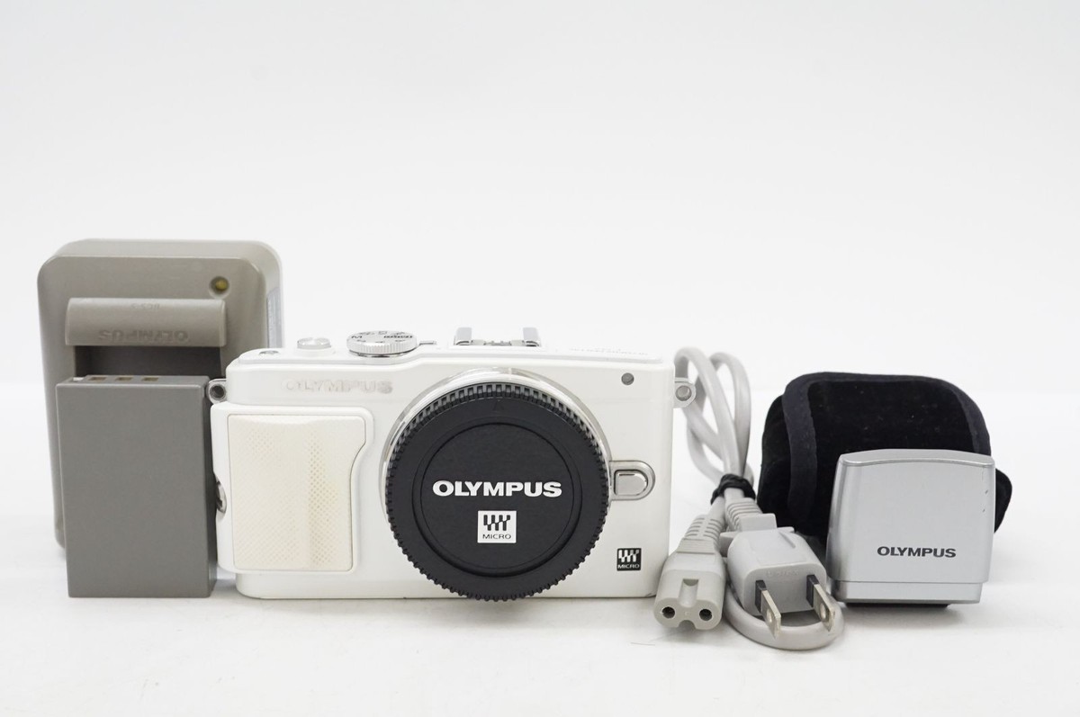 OLYMPUS ミラーレス一眼 PEN Lite E-PL6 レンズキット ホワイト OLYMPUS ミラーレス一眼 PEN Lite E-PL6 レンズキット ホワイト