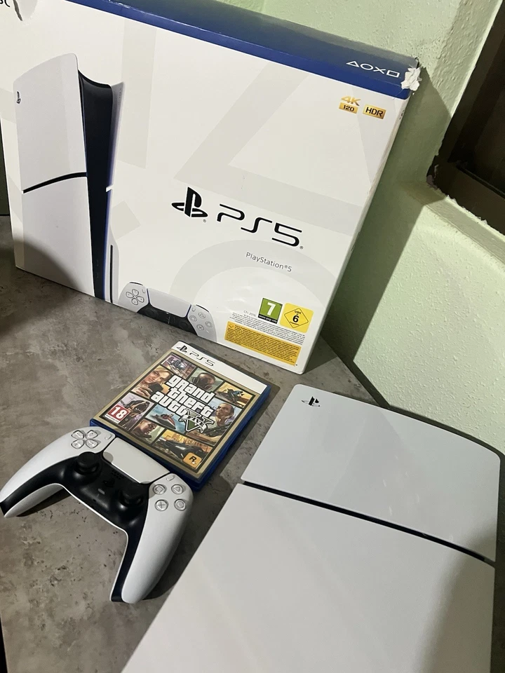 Sony PlayStation 5 Slim, foto 1 de 4