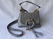 Borsa See by Chloe Joan. Piccolo. Borsa a tracolla in pelle grigia goffrata crossbody bag.