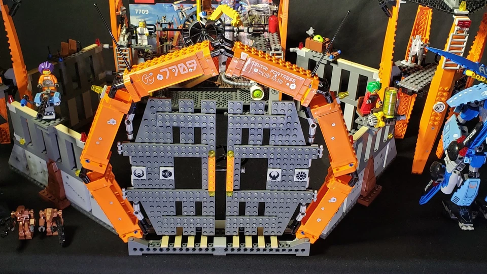 LEGO 2006 EXO-FORCE Sentai Fortress #7709: 100% Complete w/ Instructions NICE! - Image 3 of 4