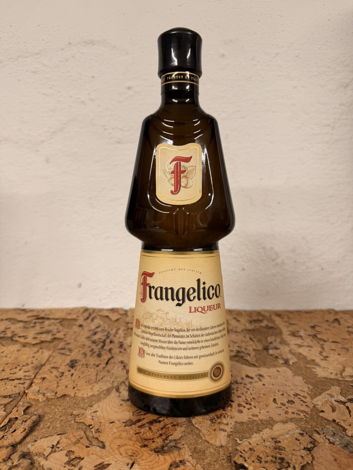 Frangelico Liqueur 0,7l, alc. 20 Vol.-%, Haselnuss-Likör Italien - Bild 5