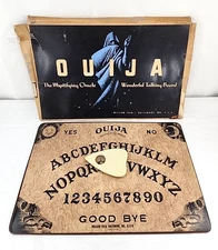 OUIJA William Fuld Mystifying Oracle Board 1960s Plastic Planchette Original Box