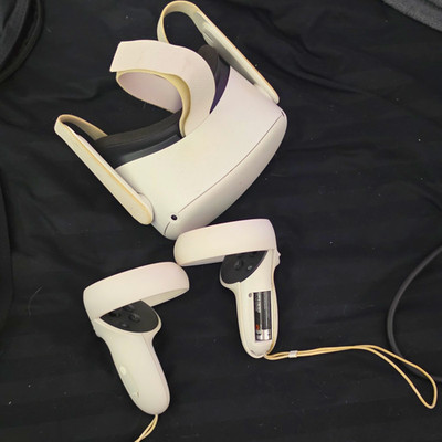 Meta Quest 2 eigenständiges VR-Headset Mit OVP Eine Batterie Klappe weg