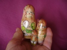 1993 RUSSIAN WOODEN MINIATURE NESTING DOLL MATROSHKA hand painted signed