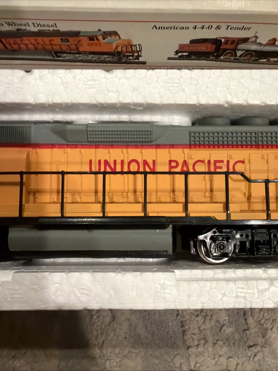 Bachmann HO Scale Union Pacific Locomotive 866 With Box Has Flaw