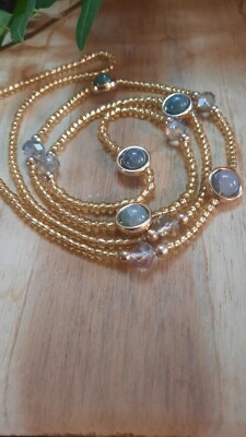 Magnifique baya adaptable tailles/hanches. Modèle unique. Un