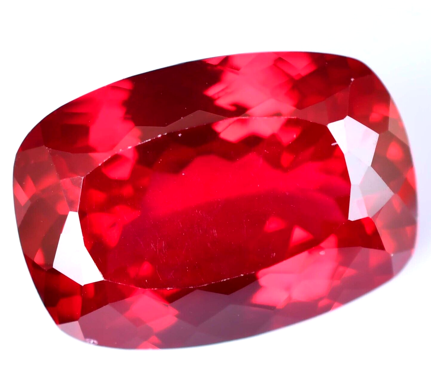 Rubis Naturel Pigeon Blood 41,54 Carats - Coussin Émeraude, Certifié GDL, Mogok