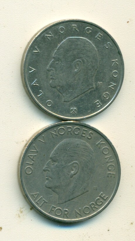 2 LARGE 5 KRONUR COINS from NORWAY DATING 1964 & 1982 (2 DIFFERENT TYPES)