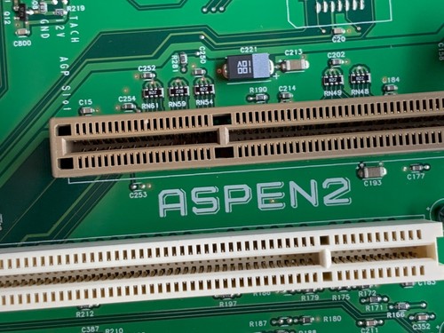 Compaq ASPEN2 FIC SD11 Motherboard Slot A 128MB SDRAM ATX AMD Athlon K7-600MHz - Picture 6 of 9