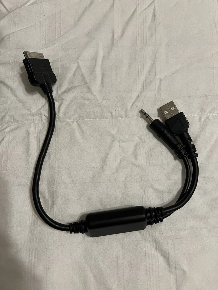 Monster iPod iPhone 30 Pin Cable TV Link Video Audio Stereo 10ft + BONUS - Image 4 of 4