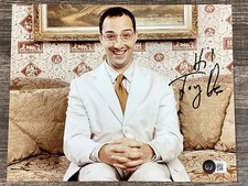 (SSG) TONY HALE Signed 10X8 Photo 