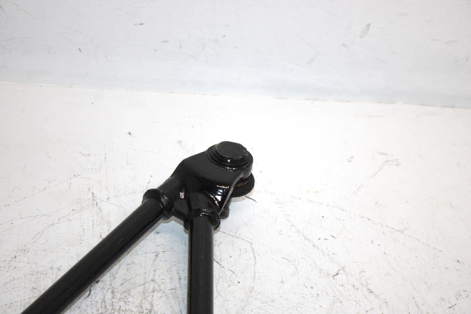 Arctic Cat 366 2008 transmisión automática 4x4 Fis fabricante original delantero inferior izquierdo brazo A 3313-083 AA26 Foto 2 de 4