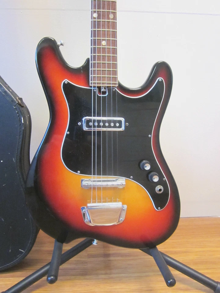 Vintage Teisco Heit Deluxe Electric guitar w/Original Case Japan - Image 3 of 4