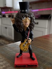 GUNS N&rsquo; ROSES Rock Band Guitarist Legend Saul Hudson SLASH Bobblehead AS IS!
