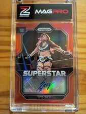 2023 Panini Prizm WWE - Superstar Autographs Iyo Sky #SA-IYO Red Prizm /99 (AU)