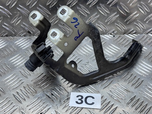 BMW F11 F10 Kotflügelhalter Rechts #3C