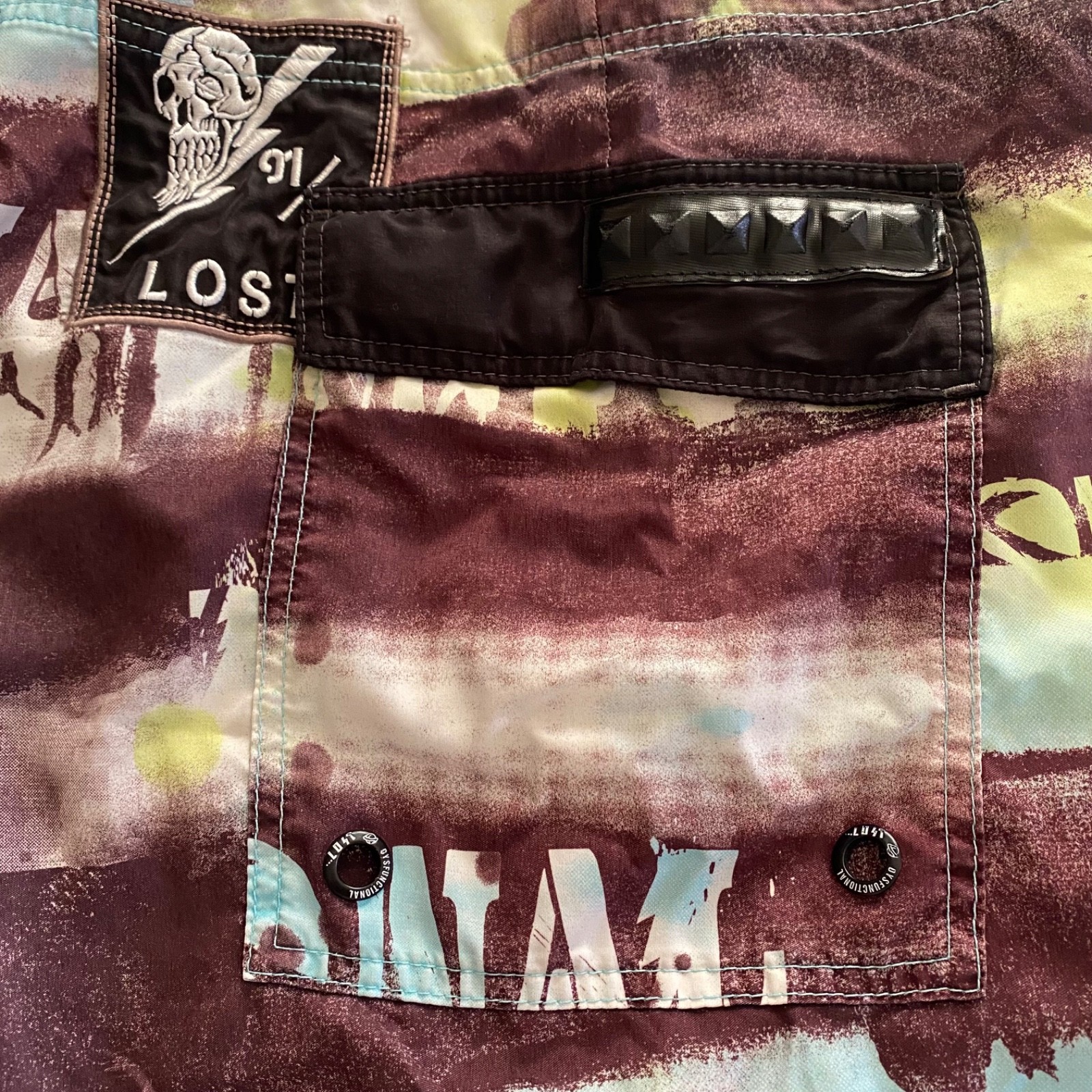 Lost Enterprises Dysfunctional Distressed Board S… - image 3