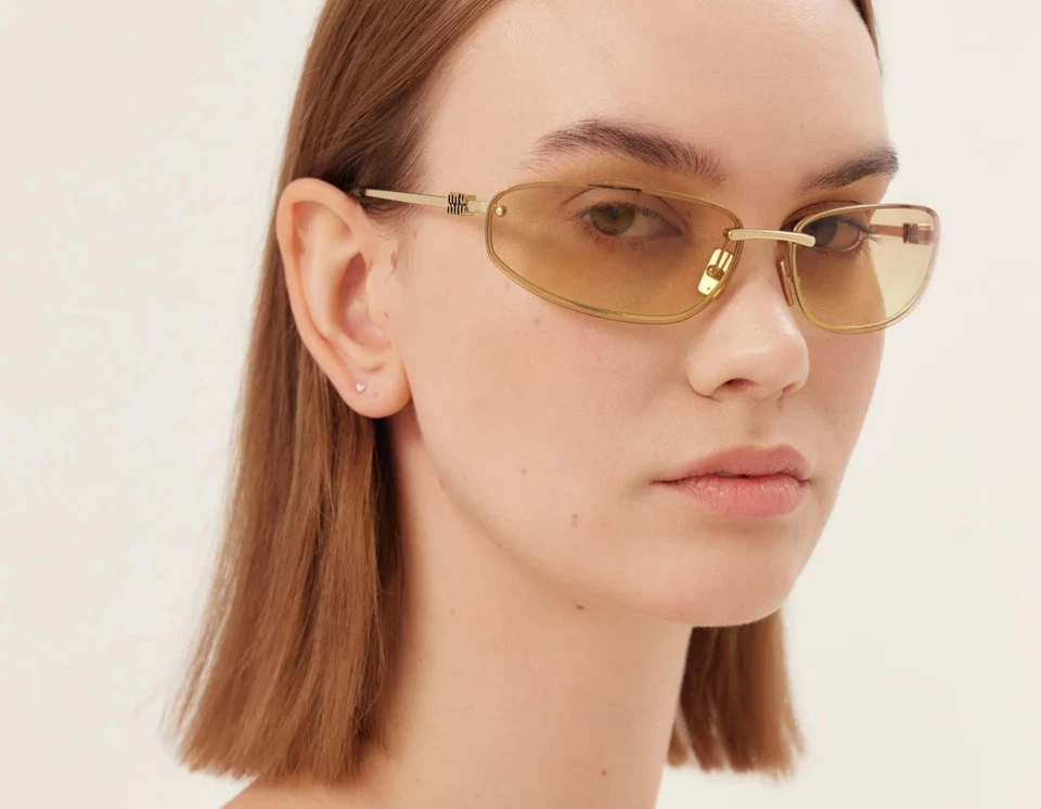 MIU MIU GOLD/YELLOW GRADIENT MU A50S 5AK7RI 130MM SUNGLASSES - Image 4 of 4