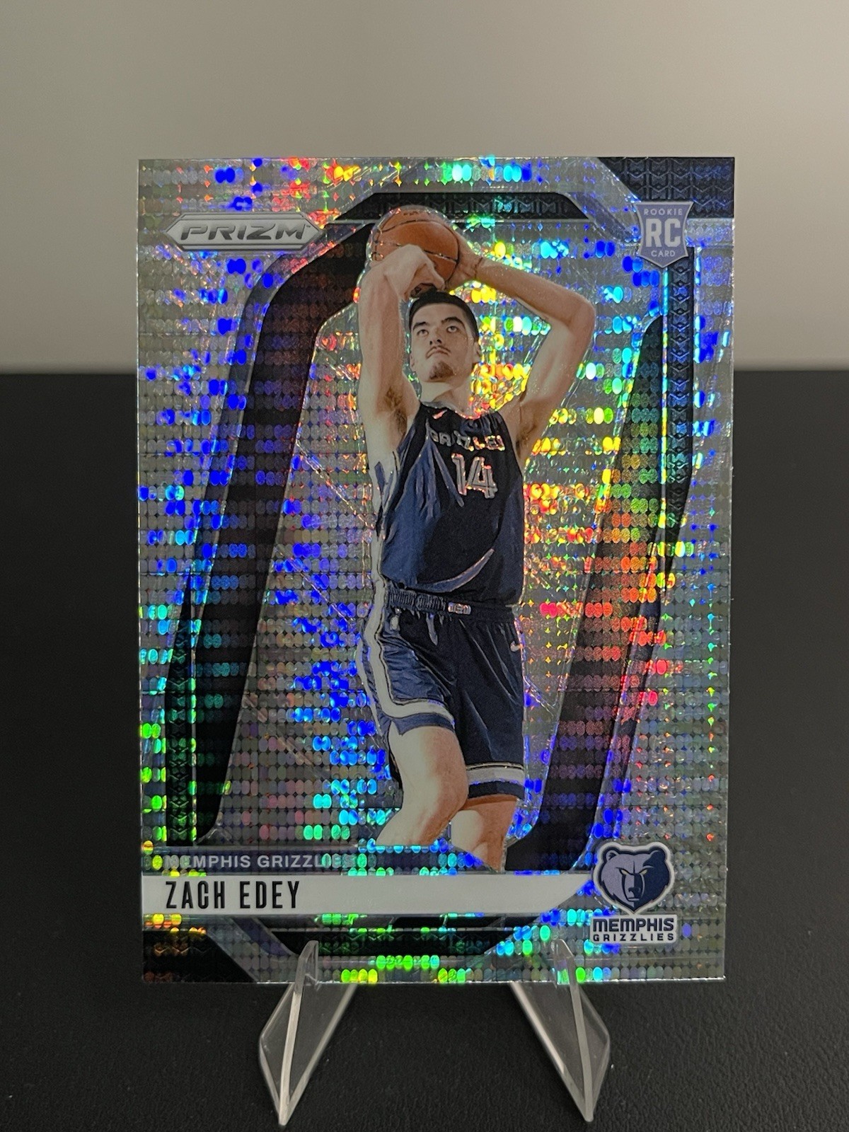 2024-25 Panini Prizm - Zach Edey #249 Pulsar Prizm (RC)