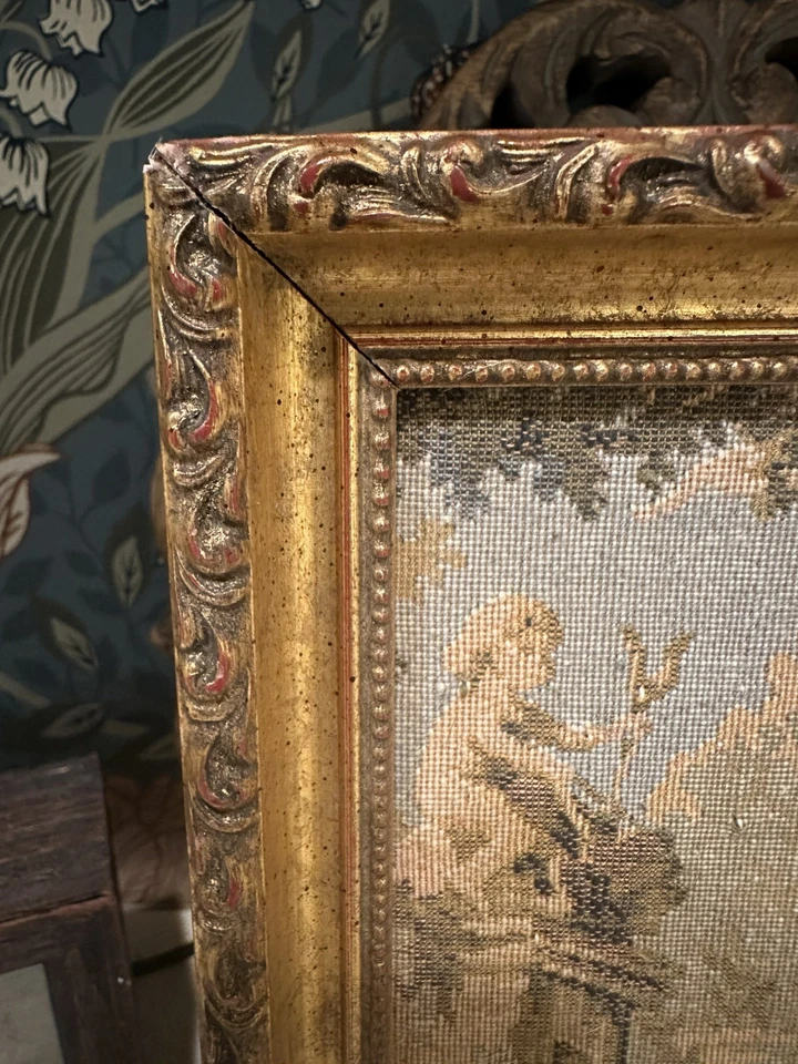 Tapiz vintage dorado con marco de madera pequeña pareja hogar colgante decoración EE. UU. Foto 4 de 4