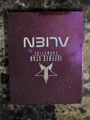 Jeffree Star Alien Eyeshadow Palette