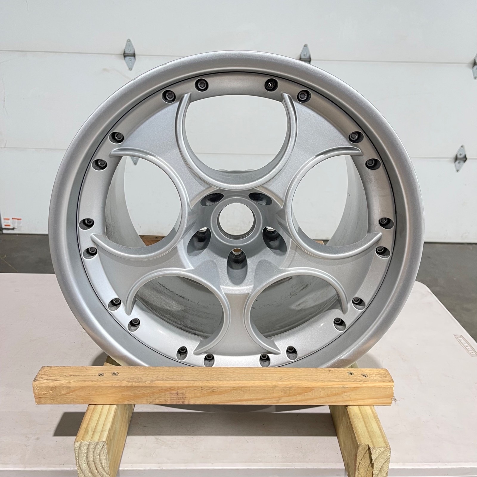 Lamborghini Murcielago Rear Wheel P/N 410601025