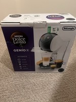 DeLonghi Nescafé Dolce Gusto Genio S Capsule Coffee Machine White