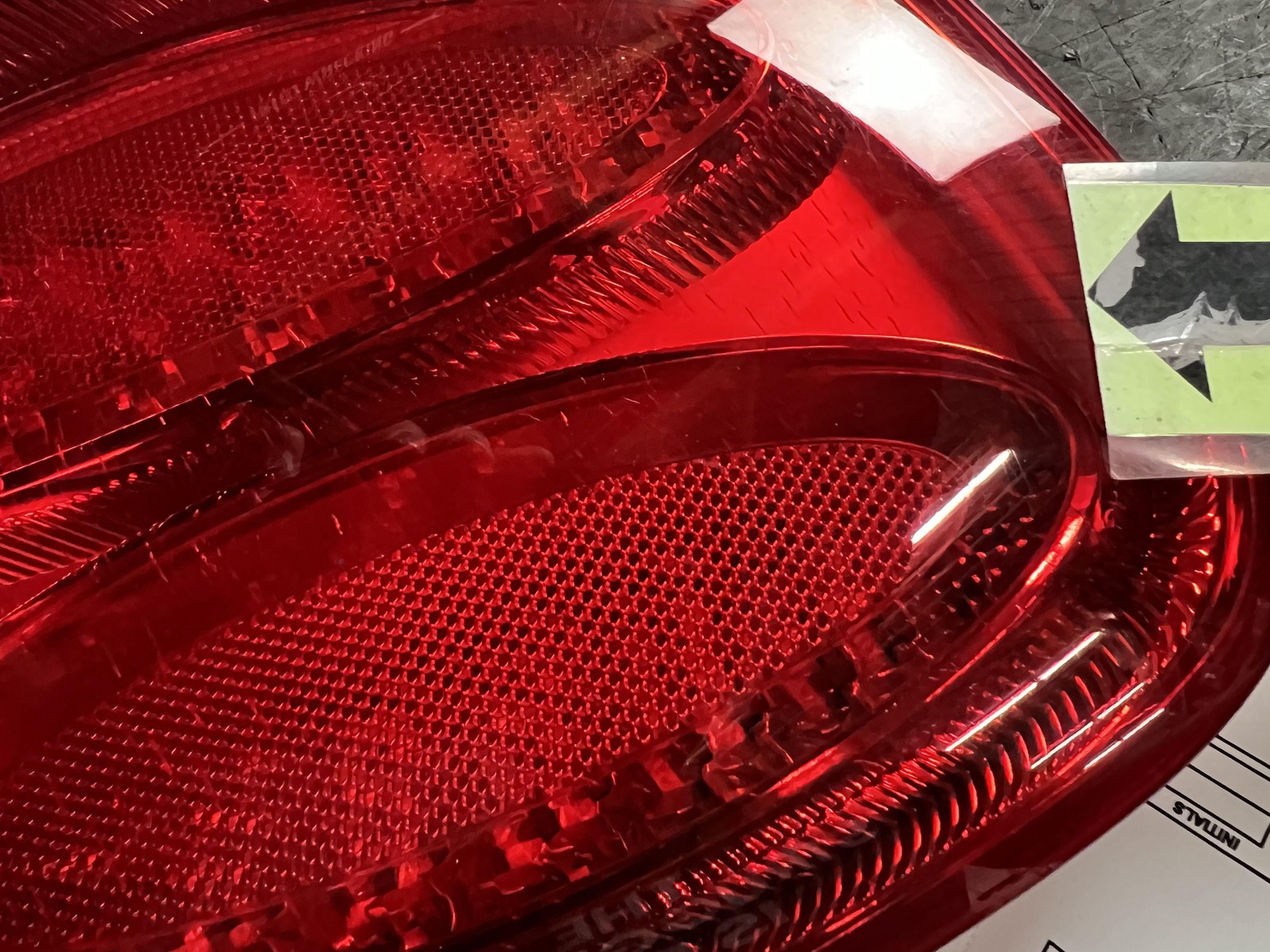 03-09 BENTLEY CONTINENTAL DRIVER LH QUARTER PANEL MOUNTED TAIL LIGHT STOP LAMP