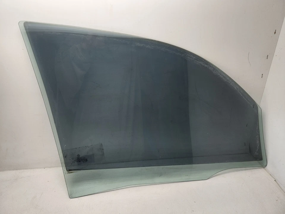 2001-2010 Chrysler PT Cruiser LH Driver Front Window Glass 43R-004584 OEM  - Image 4 of 4