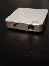 Kodak LUMA 75 Pocket Portable Projector  RODPJS75 DLP