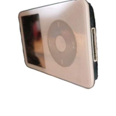 Apple iPod Video 5th Generation White (30 GB) Model A1136