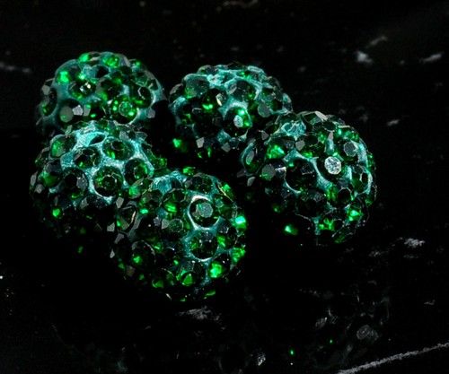 10 - 50pcs 10mm Crystal Ball Disco Beads For Necklaces Bracelets UK Seller - Picture 7 of 19