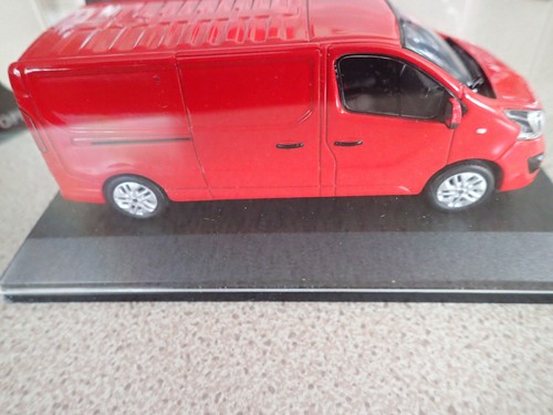 Opel Dealer Model OC10923 1:43 Vivaro Magma Red LHD by IScale Untouched - Picture 4 of 19