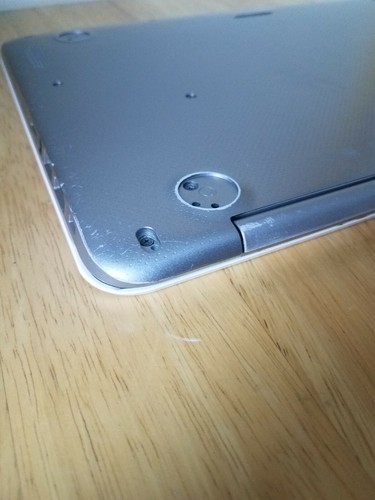 HP Chromebook 14-ak040wm 14"(Intel Celeron N2940 @ 1.83GHz,4GB Ram,16GB eMMC) - Picture 8 of 12