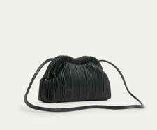 Mansur Gavriel Baci Pleated Leather Clutch Ba...